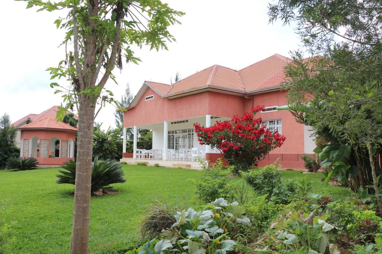 Hotel Maisons-Sifa Butare Экстерьер фото