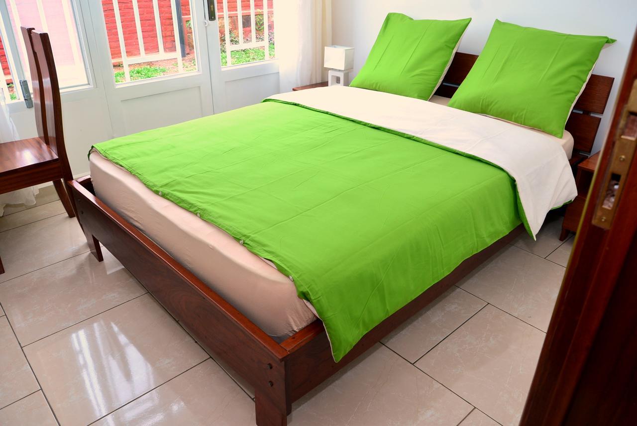 Hotel Maisons-Sifa Butare Экстерьер фото