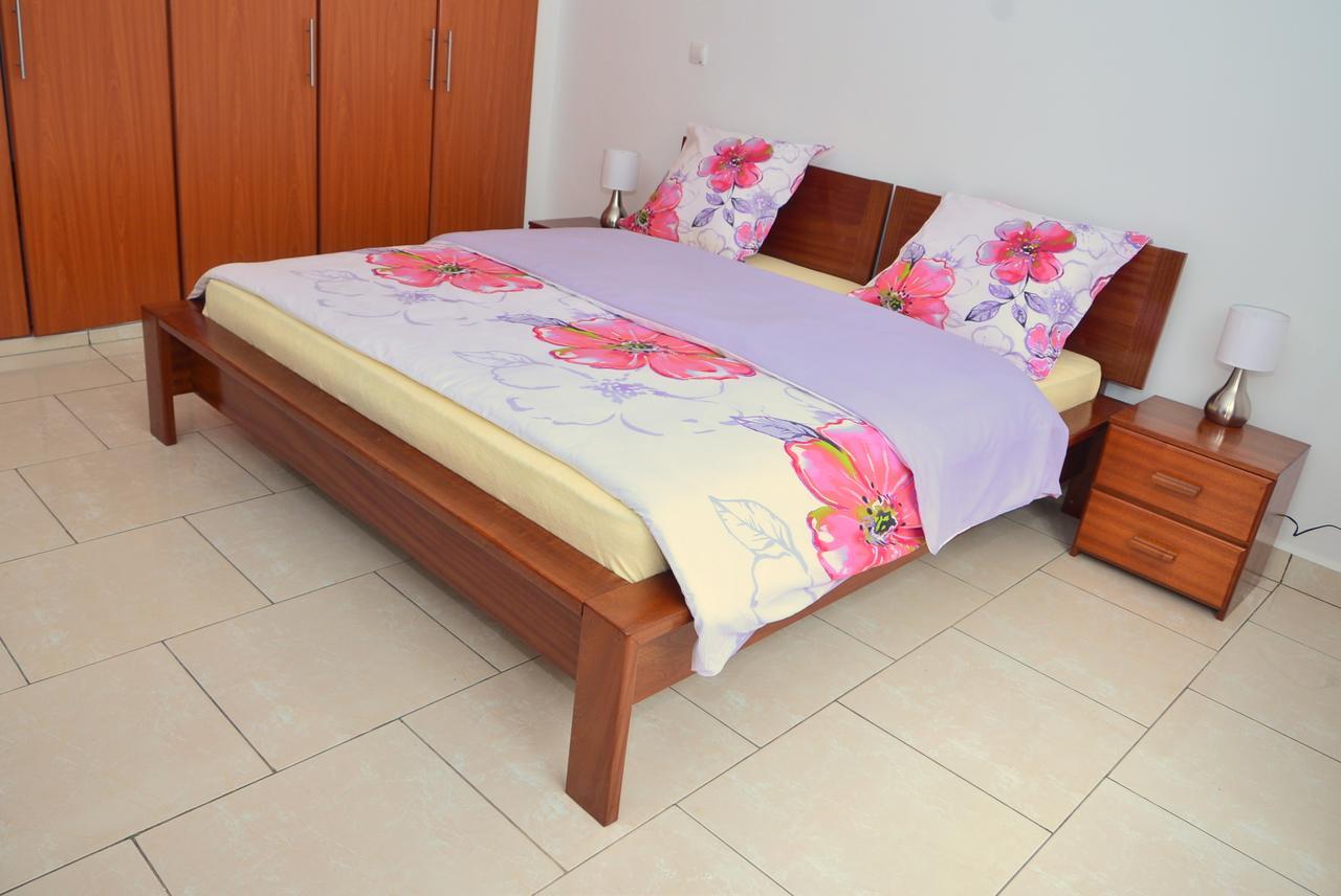 Hotel Maisons-Sifa Butare Экстерьер фото
