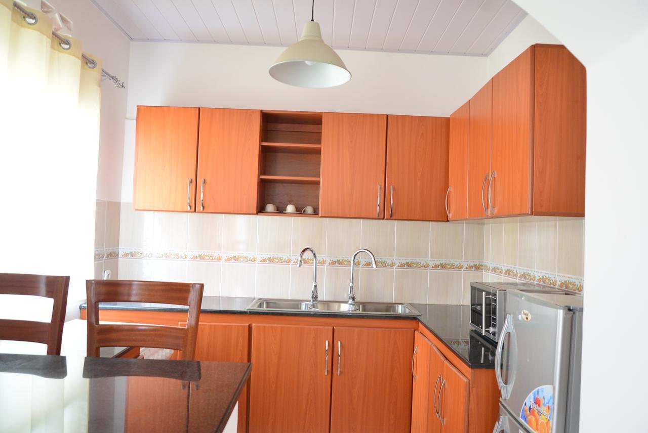 Hotel Maisons-Sifa Butare Экстерьер фото