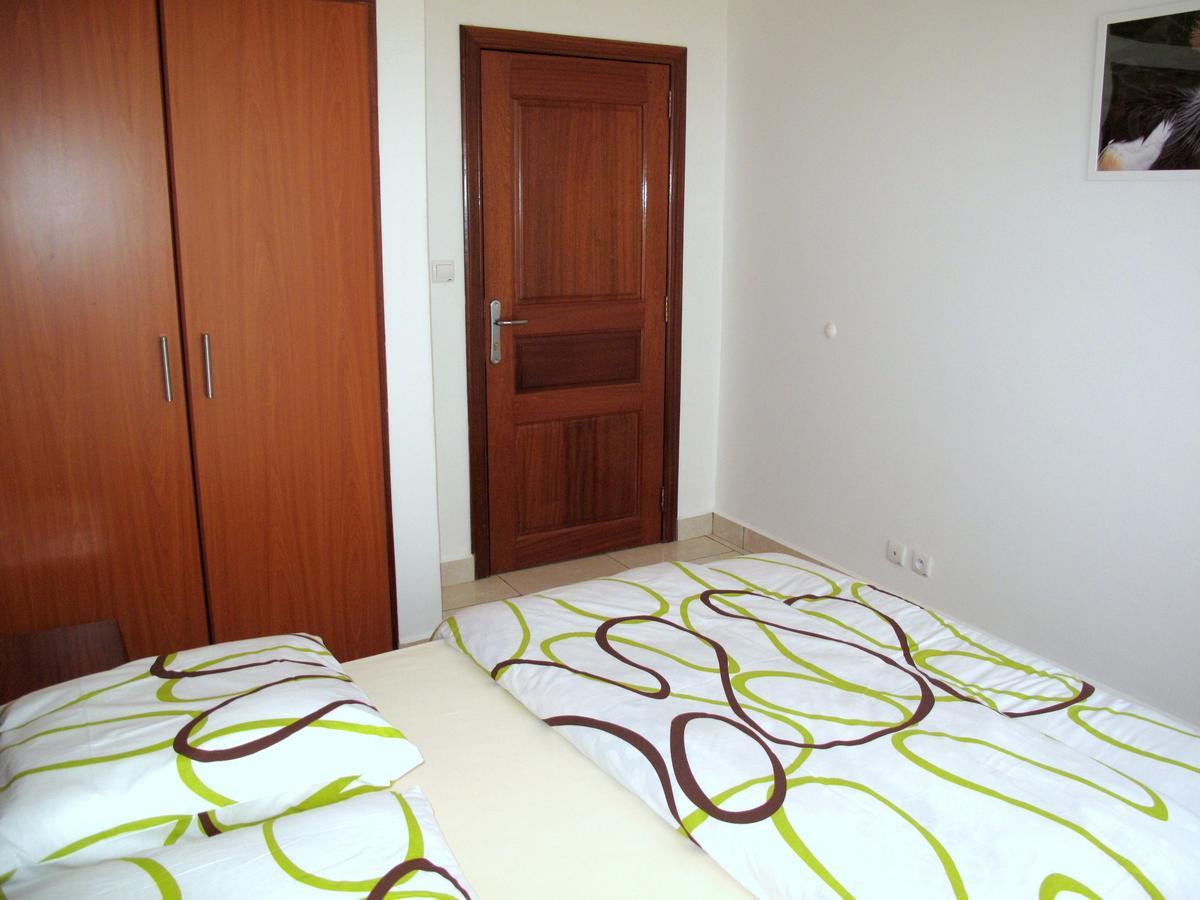 Hotel Maisons-Sifa Butare Экстерьер фото