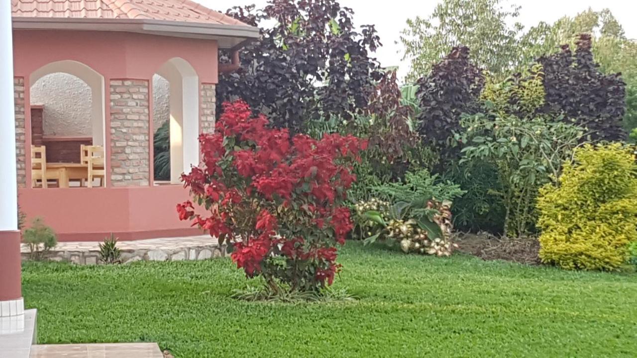 Hotel Maisons-Sifa Butare Экстерьер фото