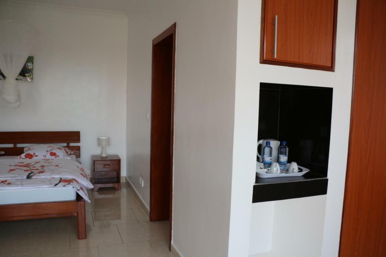 Hotel Maisons-Sifa Butare Экстерьер фото