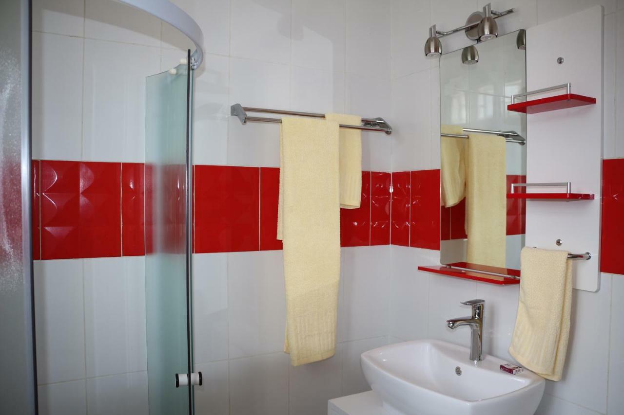 Hotel Maisons-Sifa Butare Экстерьер фото