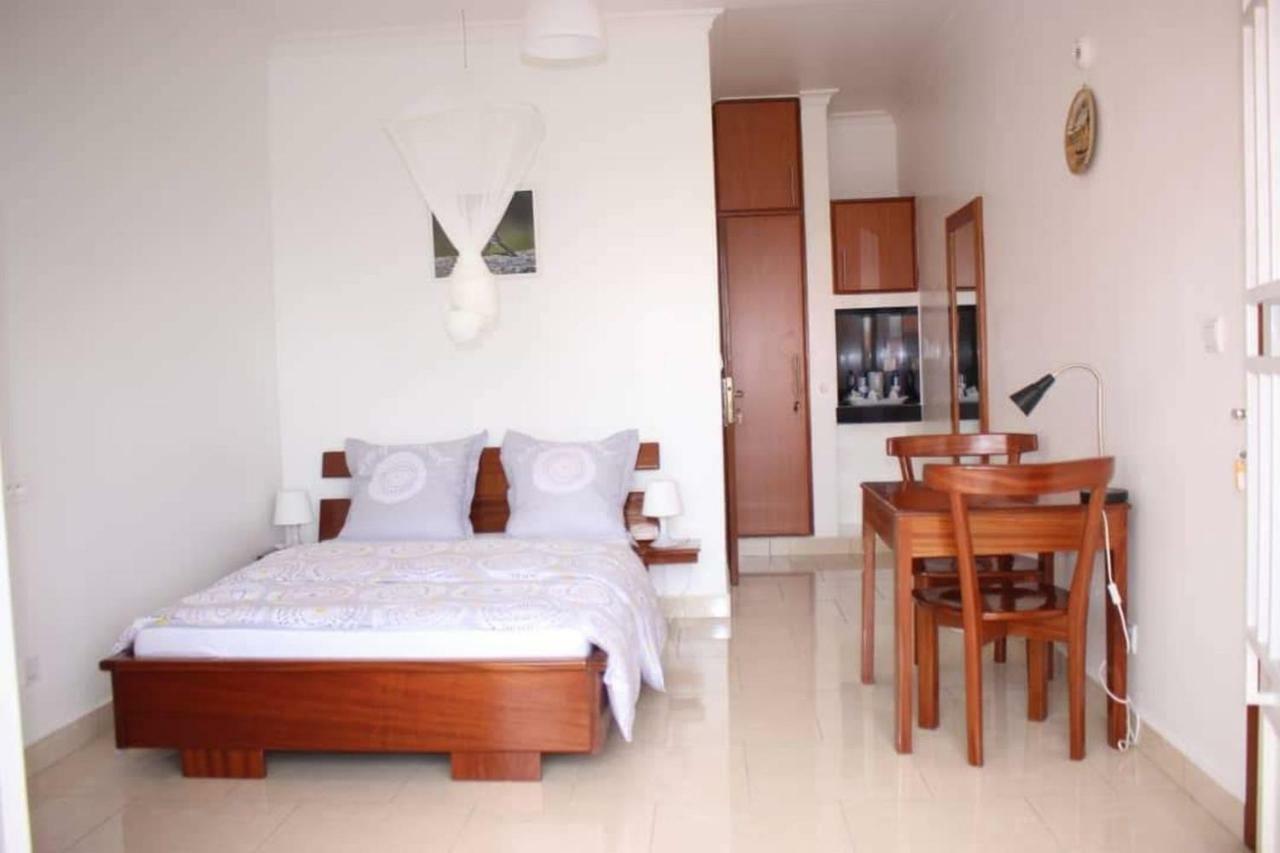 Hotel Maisons-Sifa Butare Экстерьер фото