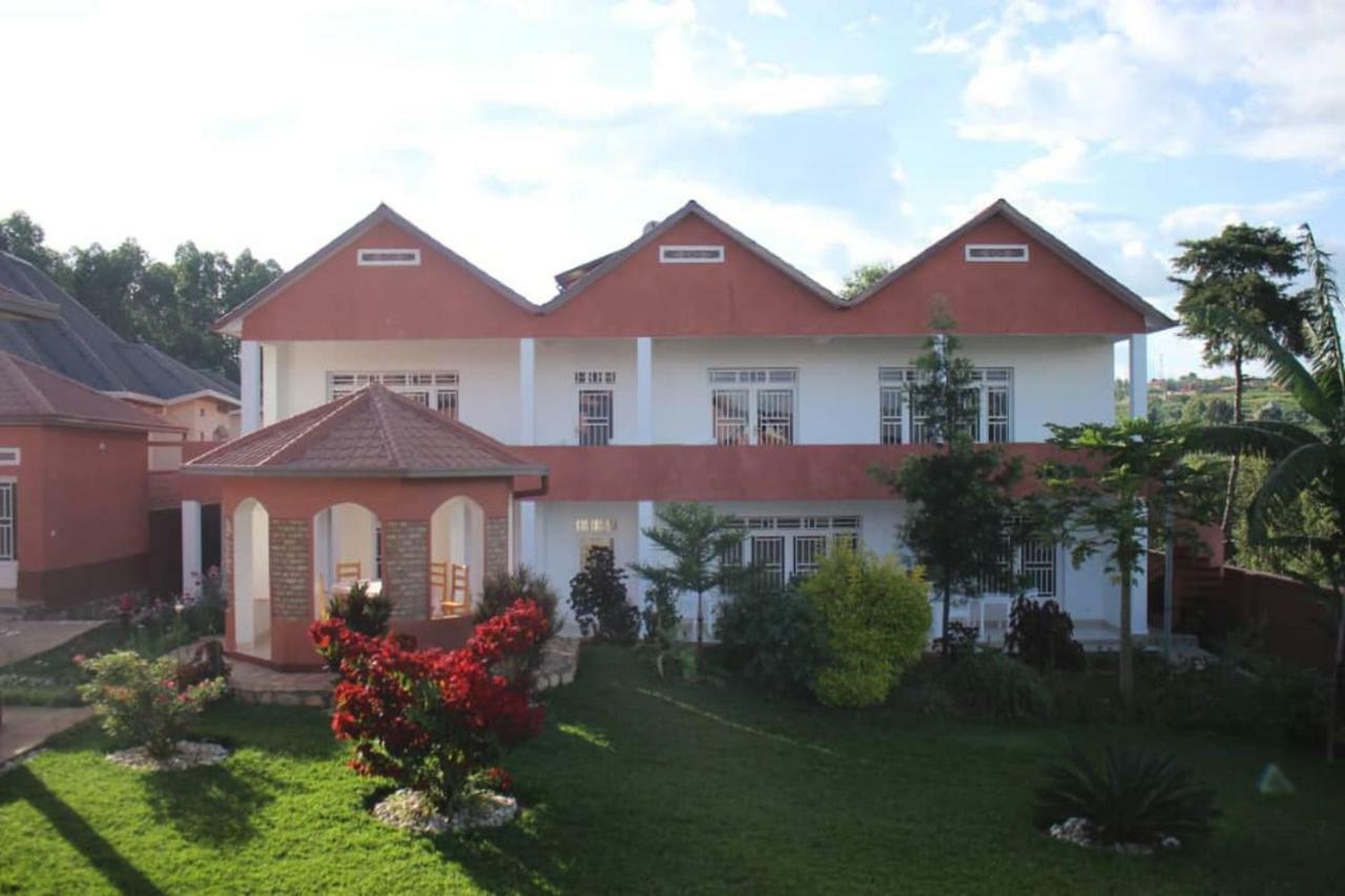 Hotel Maisons-Sifa Butare Экстерьер фото