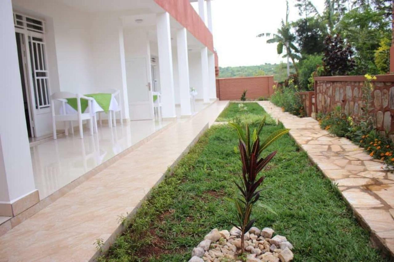 Hotel Maisons-Sifa Butare Экстерьер фото